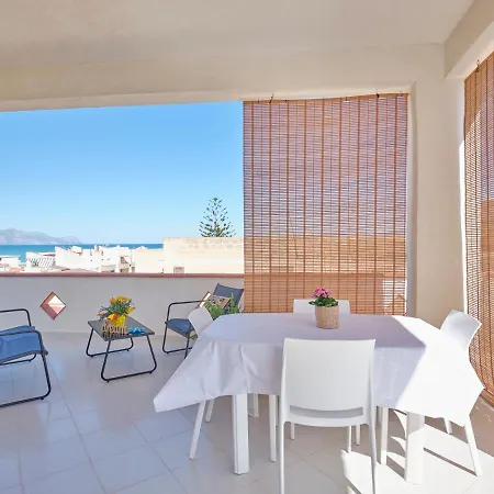 Onda Blu: Panoramic With Veranda And Parking Apartment Alcamo Marina