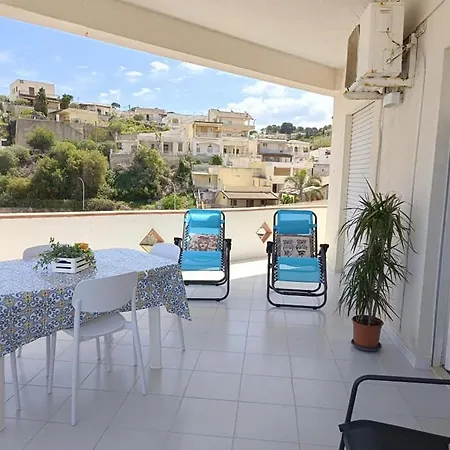Onda Blu: Panoramic With Veranda And Parking * Alcamo Marina
