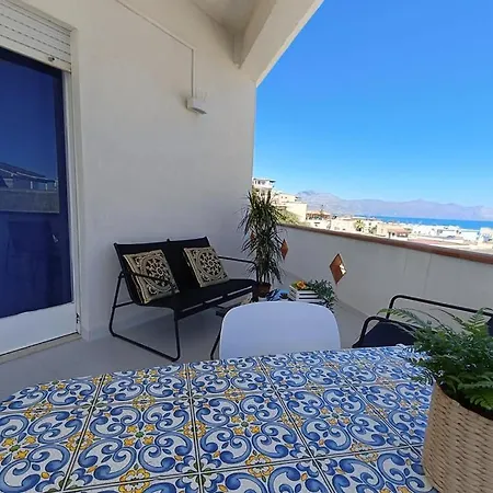 Onda Blu Lascia Che La Bellezza Della Sicilia Ti Conquisti Prenota Ora La Tua Fuga Perfetta Apartment